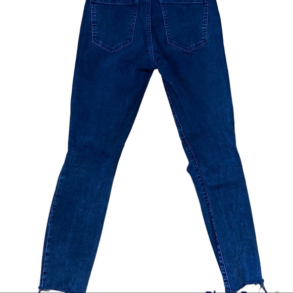 Gap black ripped skinny jeans, stretchy, size 27 - Picture 2 of 2